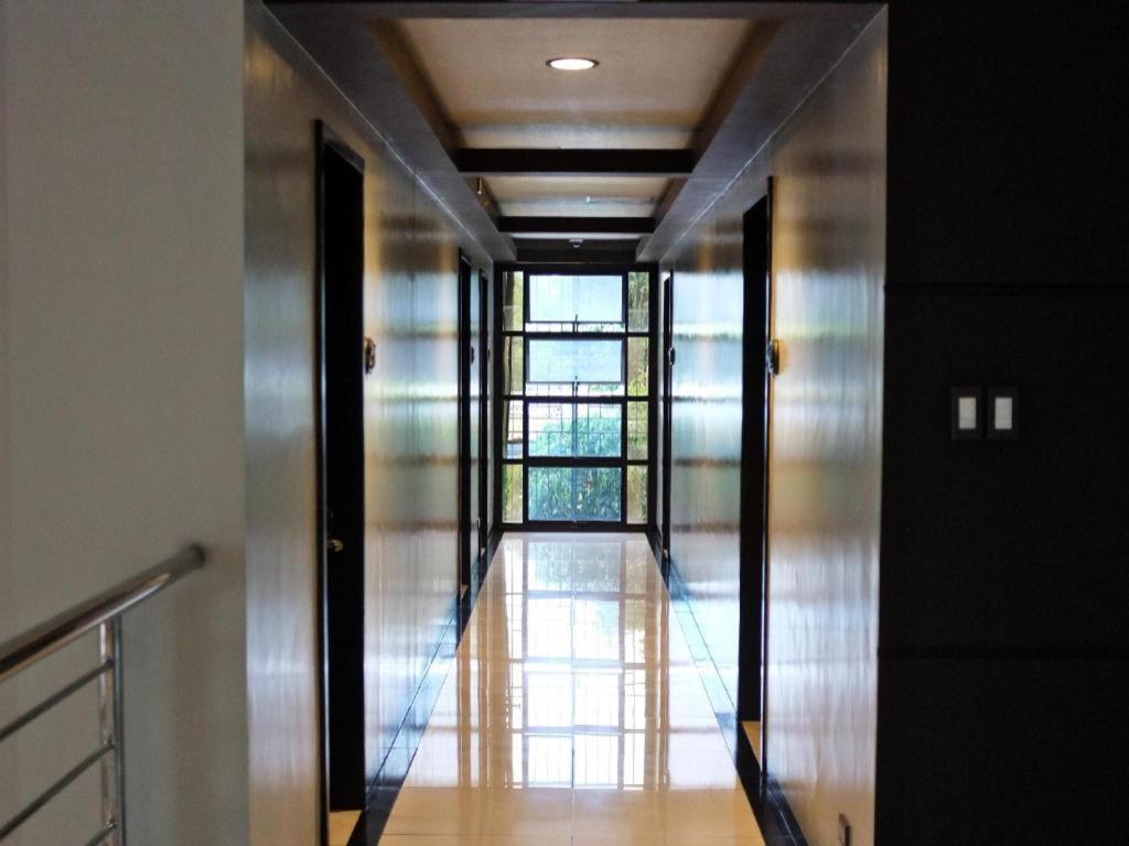 Peridot Suites Davao City Kültér fotó