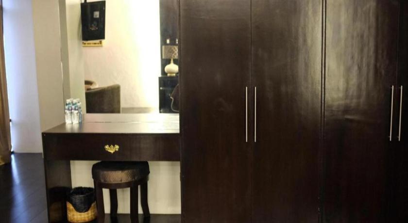 Peridot Suites Davao City Kültér fotó