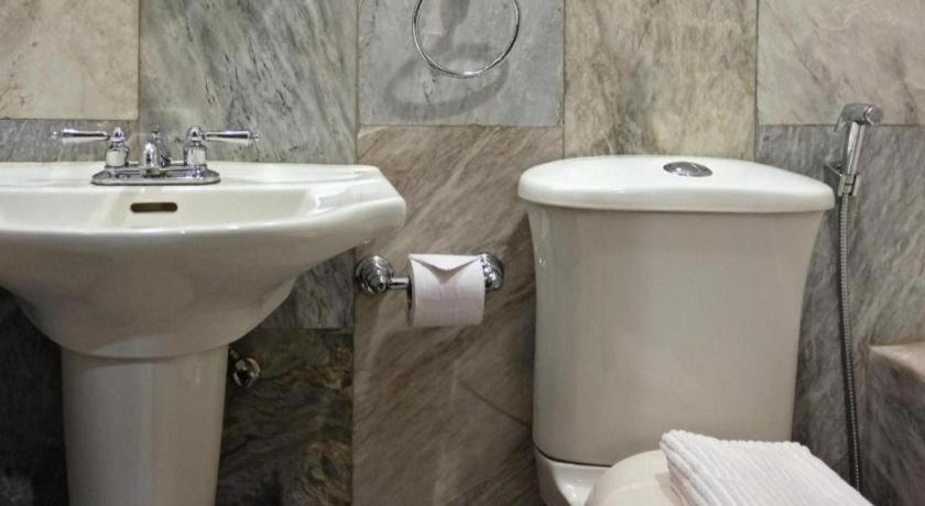 Peridot Suites Davao City Kültér fotó