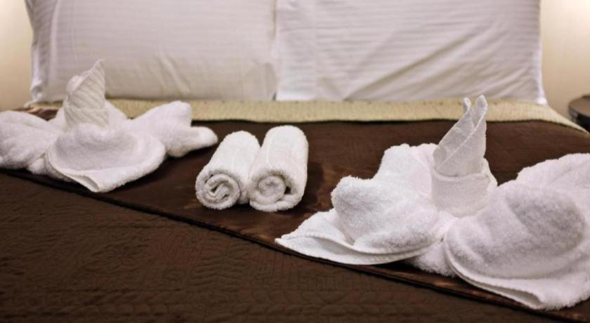 Peridot Suites Davao City Kültér fotó