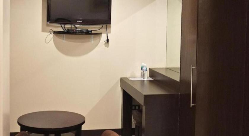 Peridot Suites Davao City Kültér fotó